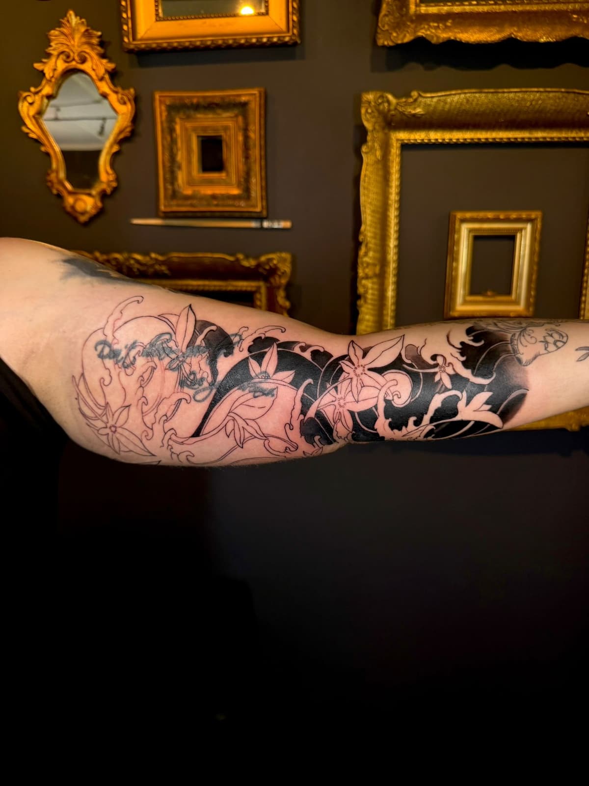 Tatouage cover-up à Bienne – recouvrir un ancien tatouage par une création sur-mesure